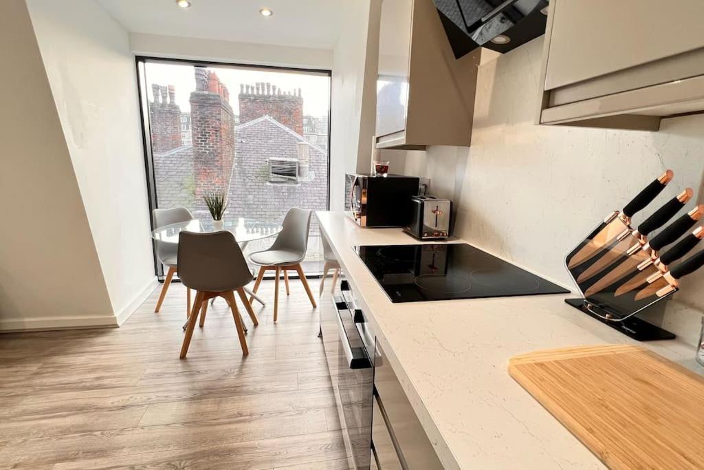 Top Floor Gem In Liverpool City Centre Lägenhet Exteriör bild